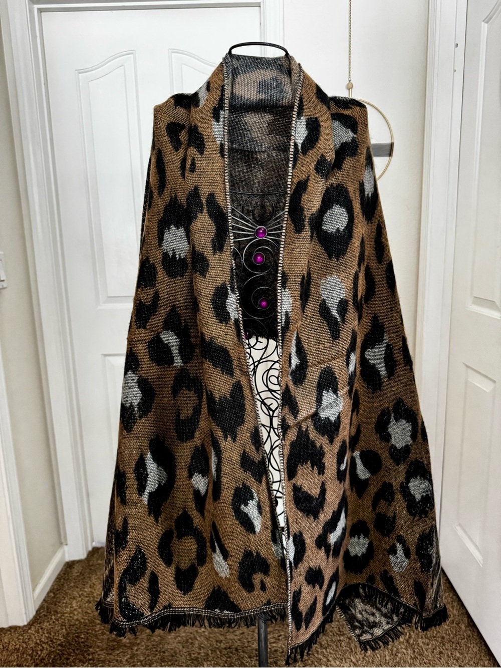 Leopard & Snake Print Knit Shawl - Brown & Black